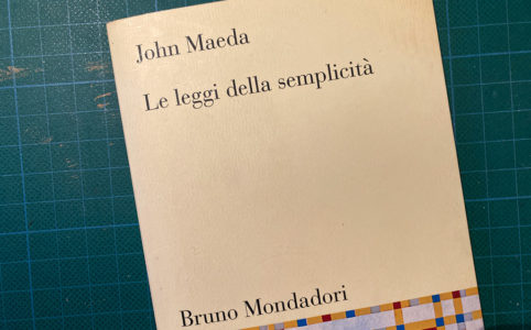 John Maeda: Le leggi della semplicità Cover del libro della Biblioteca Amnesia